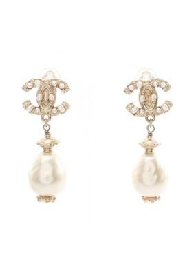 Chanel A11C Swing Pearl Coco Mark #284014C85B